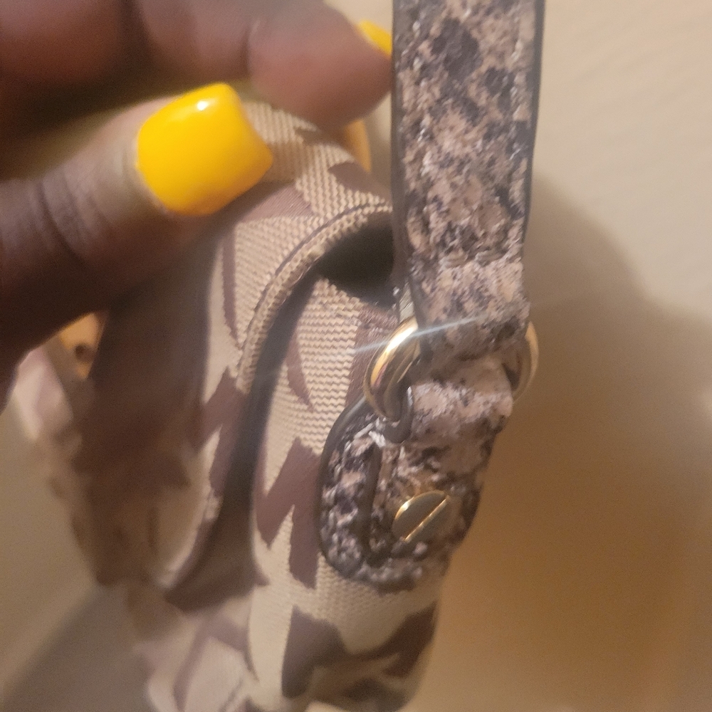 Purse - Picture 6 of 8